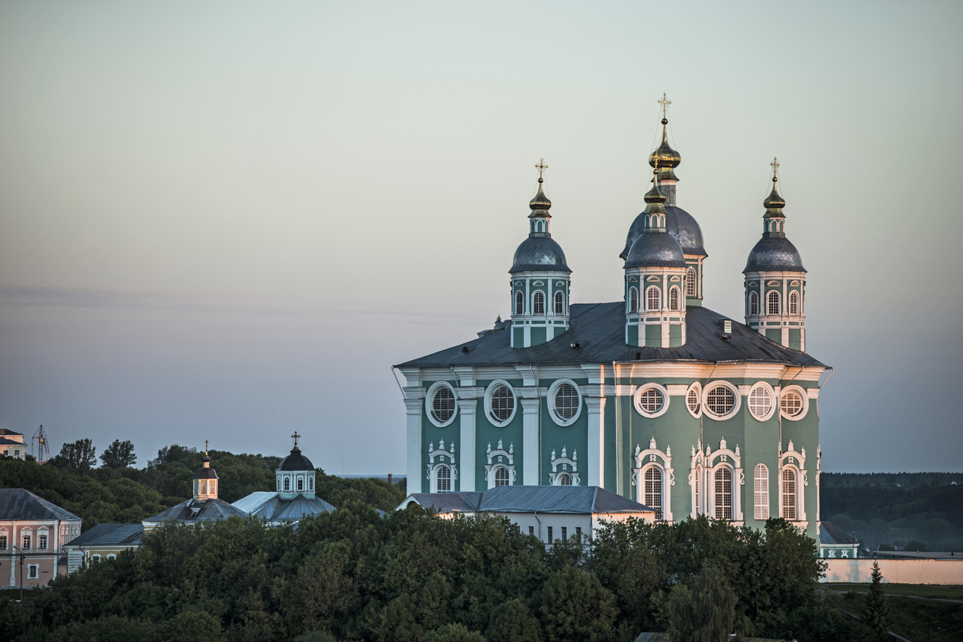 Фон Смоленский собор